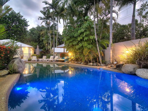 The Port Douglas Queenslander - Melbourne Tourism 24