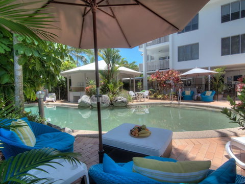 The Port Douglas Queenslander - Melbourne Tourism 25