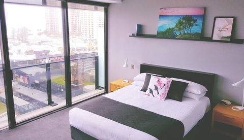 Circle Luxury Holidays - Melbourne Tourism 23