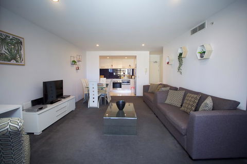 Circle Luxury Holidays - Melbourne Tourism 2