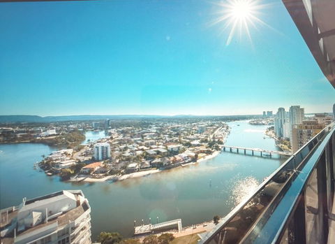 Circle Luxury Holidays - Melbourne Tourism 10