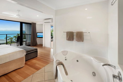 Shorelines - Melbourne Tourism 2