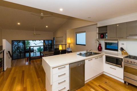 Shorelines - Melbourne Tourism 23
