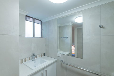Munna Beach Apartments - Melbourne Tourism 29