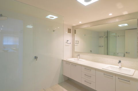Munna Beach Apartments - Melbourne Tourism 21