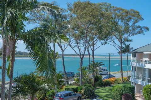 Munna Beach Apartments - Melbourne Tourism 2
