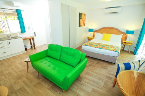 Port Douglas Motel - Melbourne Tourism 12