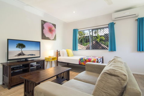 Port Douglas Motel - Melbourne Tourism 36