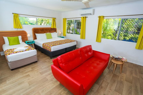 Port Douglas Motel - Melbourne Tourism 8