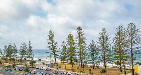 Mandolin Beachfront Resort - Melbourne Tourism 37