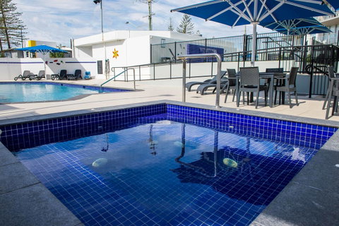 Mandolin Beachfront Resort - Melbourne Tourism 2