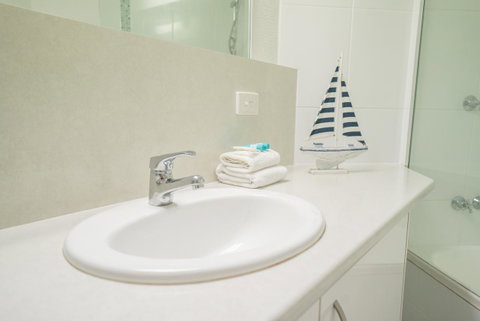 Mandolin Beachfront Resort - Melbourne Tourism 23