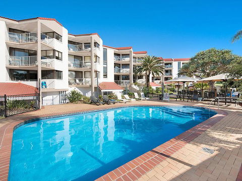 Casablanca Beachfront Apartments - Melbourne Tourism 0