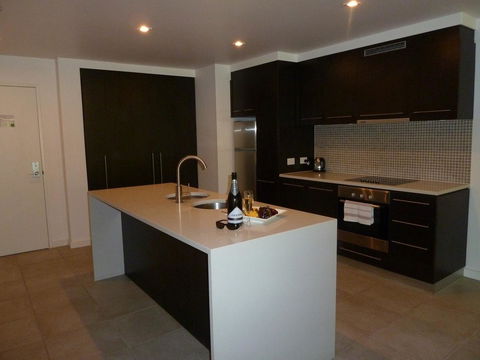 Penthouse 239 At See Temple Port Douglas - Melbourne Tourism 3