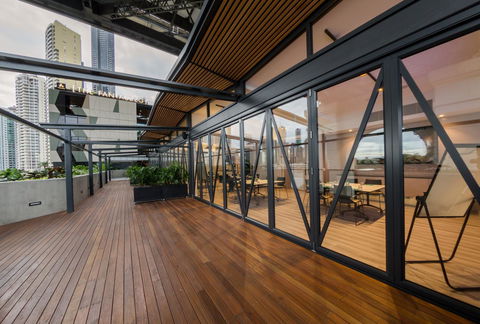 Crystalbrook Vincent - Melbourne Tourism 1