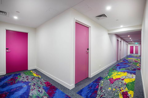 Ibis Styles Brisbane Elizabeth Street - Melbourne Tourism 21