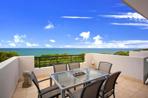 The Point Coolum - Melbourne Tourism 38