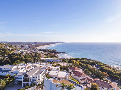 The Point Coolum - Melbourne Tourism 3