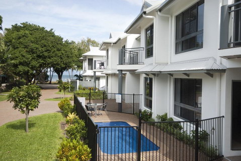 Woodville Beach Townhouse 5 - Melbourne Tourism 3