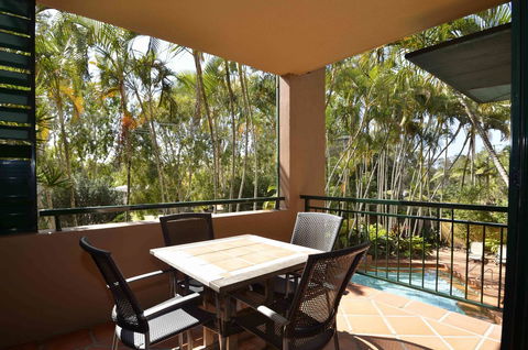 Bermuda Villas - Melbourne Tourism 13