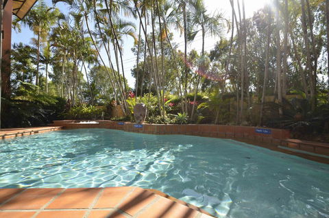Bermuda Villas - Melbourne Tourism 16
