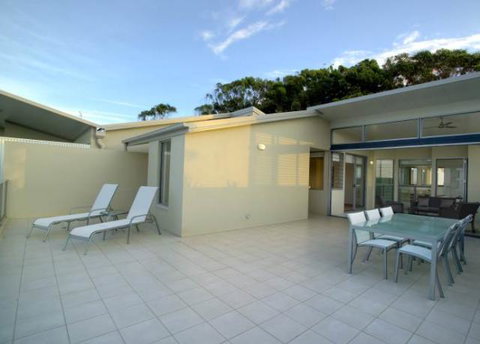 Rainbow Sea Resort - Melbourne Tourism 10