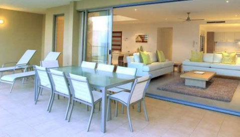 Rainbow Sea Resort - Melbourne Tourism 18