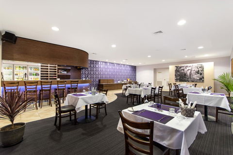 The Robert Towns - Melbourne Tourism 18