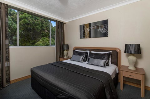 The Robert Towns - Melbourne Tourism 3