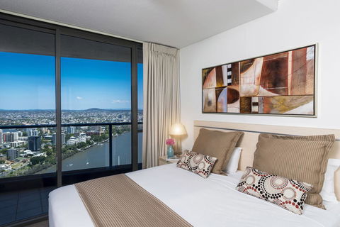 Oaks Brisbane Aurora Suites - Melbourne Tourism 4