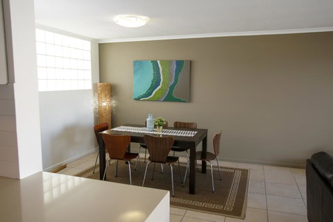 San Marino By The Sea Apartments - Melbourne Tourism 34