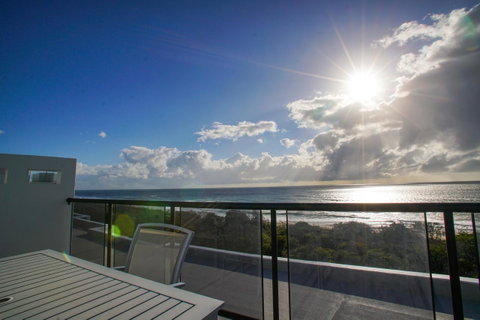 San Marino By The Sea Apartments - Melbourne Tourism 1