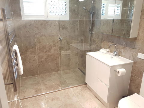 Noosa Village River Resort - Melbourne Tourism 11