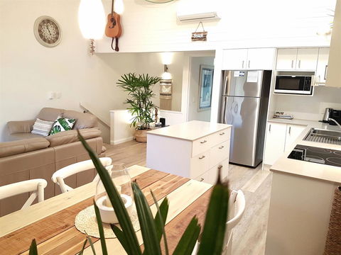 Noosa Village River Resort - Melbourne Tourism 1