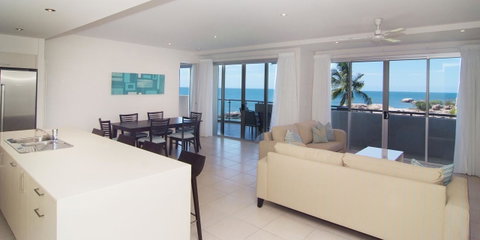 Coral Cove Apartments - Melbourne Tourism 17
