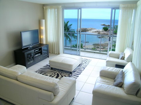 Coral Cove Apartments - Melbourne Tourism 13