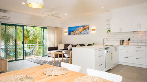 Currumbin Sands On The Beach - Melbourne Tourism 16
