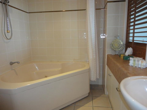 Aquarius Resort - Melbourne Tourism 34