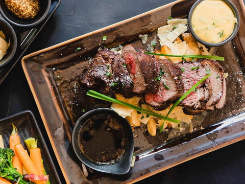 Pullman Cairns International - Melbourne Tourism 29