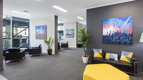Oaks Brisbane Festival Suites - Melbourne Tourism 11