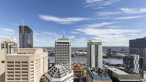 Oaks Brisbane Festival Suites - Melbourne Tourism 3