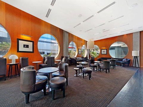 H Star Residences-- Paradise Stayz - Melbourne Tourism 21