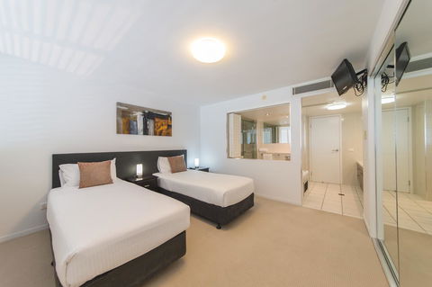 Echelon Apartments Yeppoon - Melbourne Tourism 12