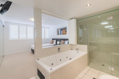 Echelon Apartments Yeppoon - Melbourne Tourism 10