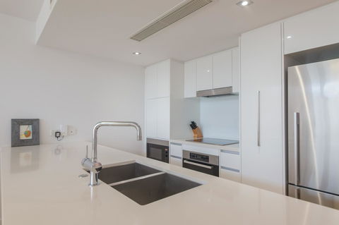 Echelon Apartments Yeppoon - Melbourne Tourism 14
