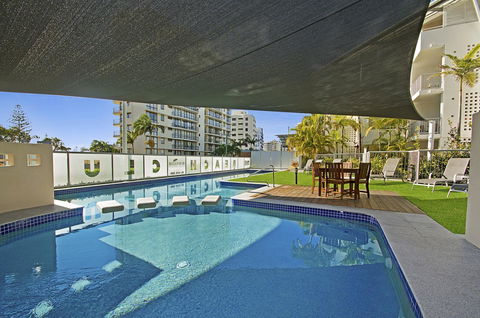 Beach Club Resort Mooloolaba - Melbourne Tourism 13