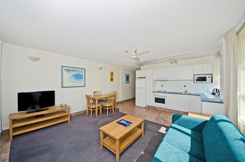 Chateau Beachside Resort - Melbourne Tourism 24