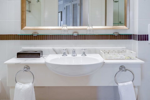 InterContinental Sanctuary Cove Resort, An IHG Hotel - Melbourne Tourism 12