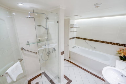 InterContinental Sanctuary Cove Resort, An IHG Hotel - Melbourne Tourism 2
