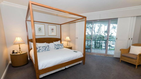 InterContinental Sanctuary Cove Resort, An IHG Hotel - Melbourne Tourism 11
